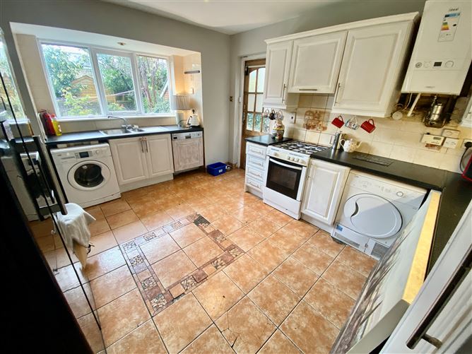 11 Lawrence Grove, Clontarf, Dublin 3