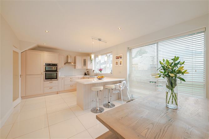 24 Woodlawn Park Avenue, Firhouse, Dublin