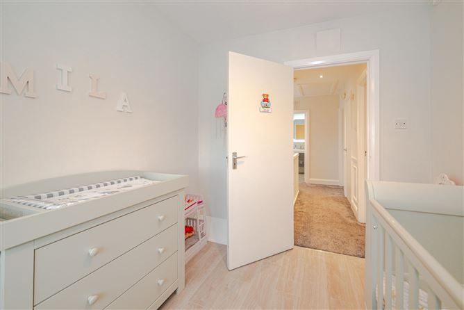 24 Woodlawn Park Avenue, Firhouse, Dublin