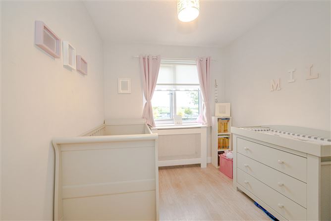 24 Woodlawn Park Avenue, Firhouse, Dublin