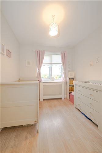 24 Woodlawn Park Avenue, Firhouse, Dublin