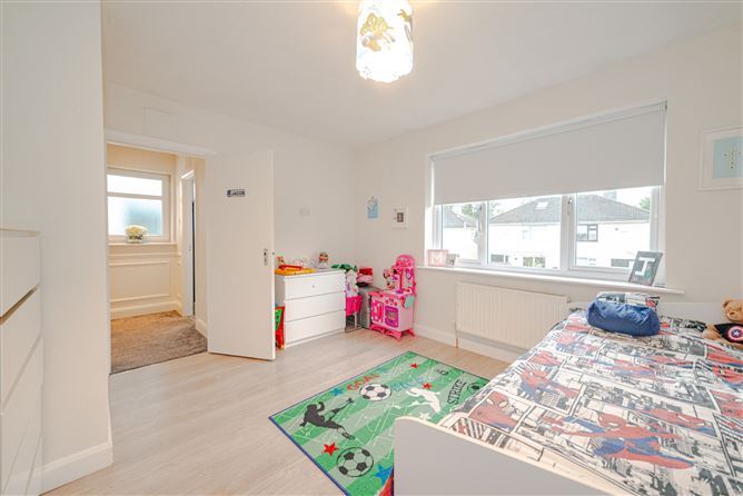 24 Woodlawn Park Avenue, Firhouse, Dublin