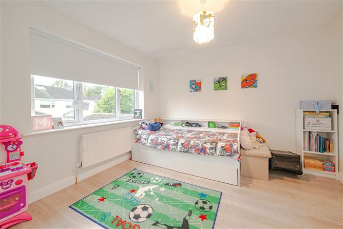 24 Woodlawn Park Avenue, Firhouse, Dublin