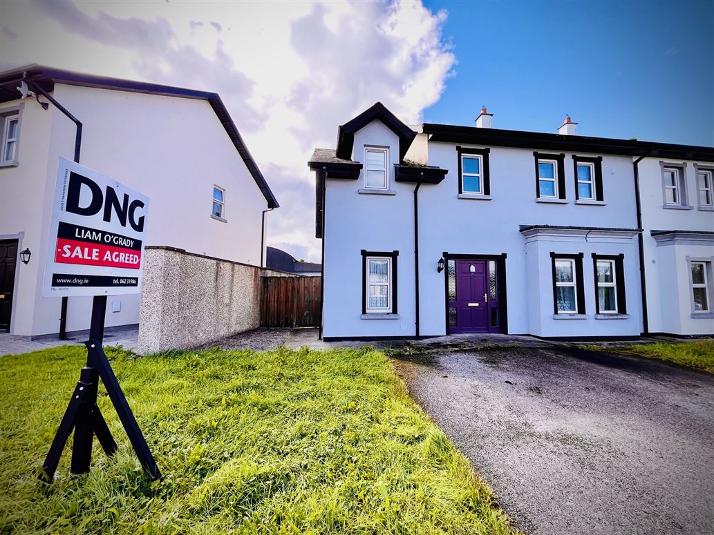 23 An Chuirt Monard, Monard, Tipperary