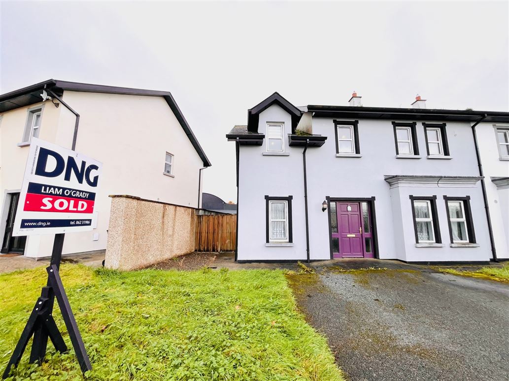 23 An Chuirt Monard, Monard, Tipperary