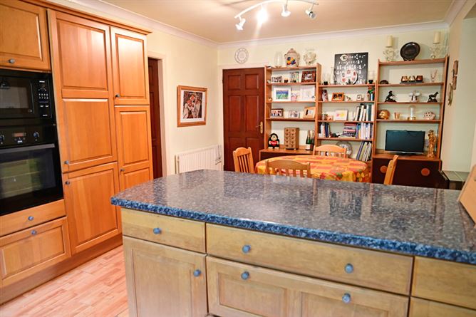 Warrenstown, Drumree, Meath