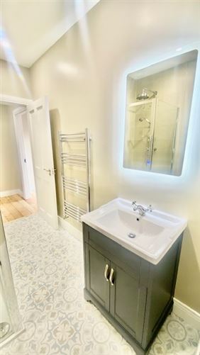 8 Bridge Street, Ramelton, Donegal