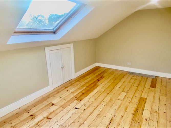 8 Bridge Street, Ramelton, Donegal