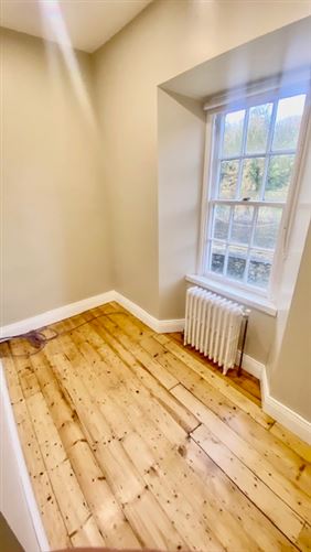 8 Bridge Street, Ramelton, Donegal