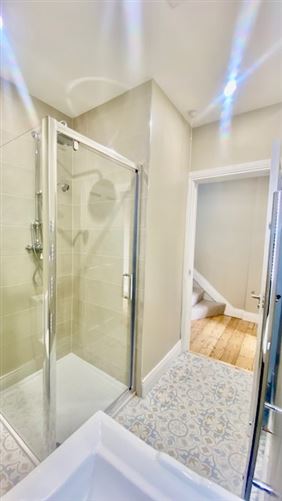 8 Bridge Street, Ramelton, Donegal