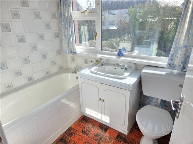 5 Gouldavoher , Dooradoyle, Limerick