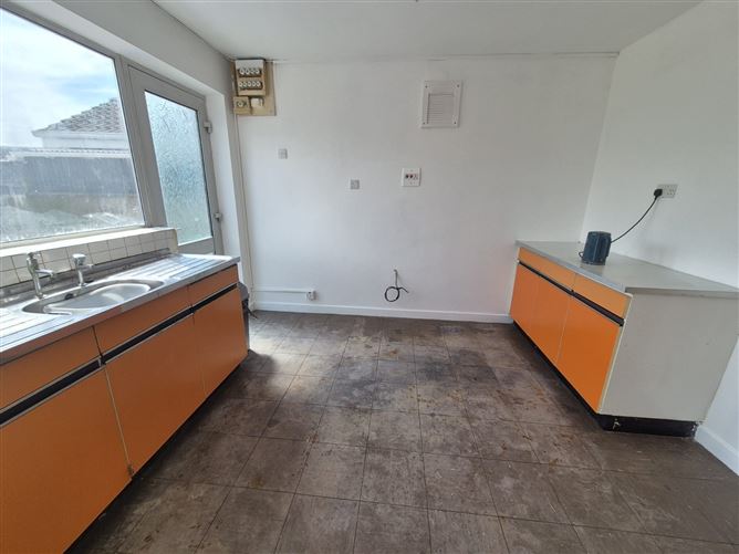 Photo 11 of 22 — Dooneen, 4 Parkview Drive, Tuam, Co. Galway