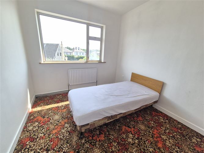 Photo 14 of 22 — Dooneen, 4 Parkview Drive, Tuam, Co. Galway