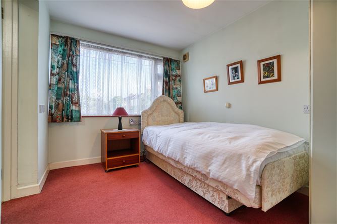 109 Booterstown Avenue, Blackrock, Dublin