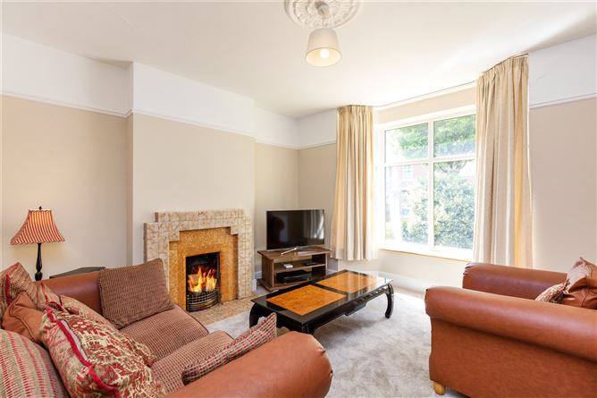 32 Mount Prospect Park, Clontarf, Dublin 3