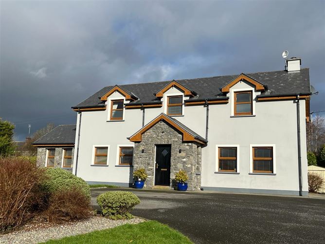 Deise Lodge, Cloonteens, Kilcummin, Killarney, Co. Kerry