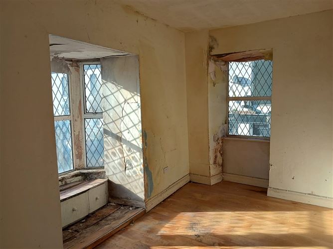 Main Street, Sixmilebridge, Co. Clare