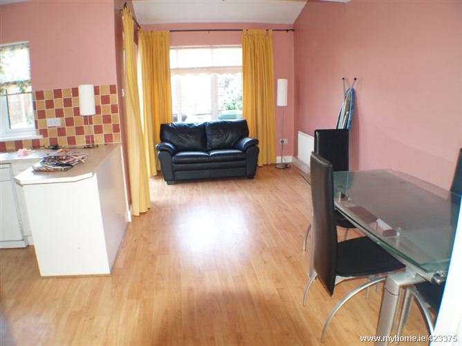 Moy Glas Chase, Lucan, Co Dublin