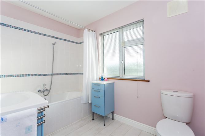 Summer Haven, Castle Street, Ashbourne, Co. Meath