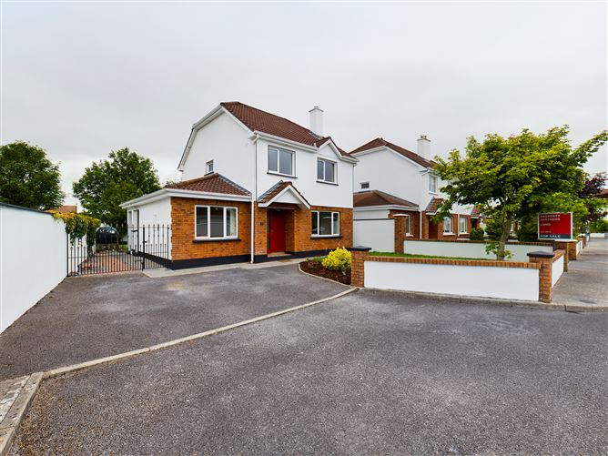 7 Woodfield, Galway Road