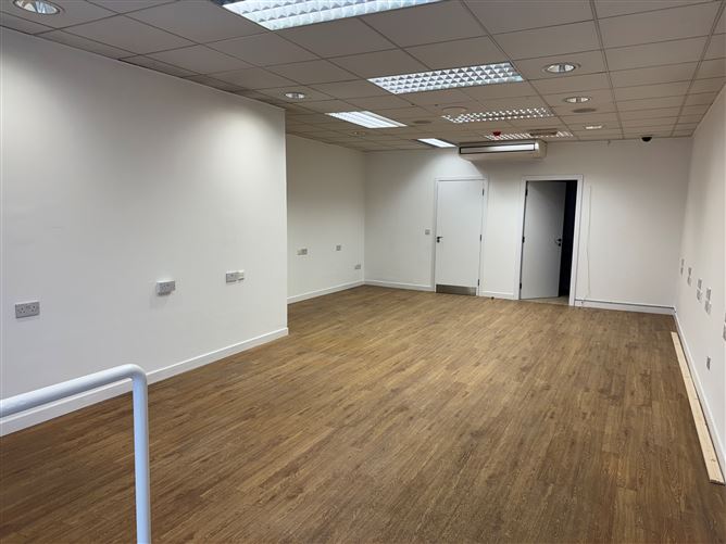 10 Charles Street , New Ross, Wexford