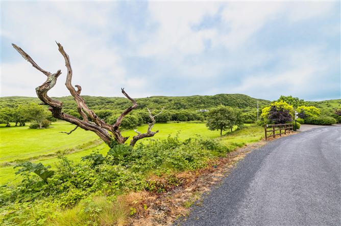 Photo 34 of 37 — 84 Clifden Glen, Clifden, Galway
