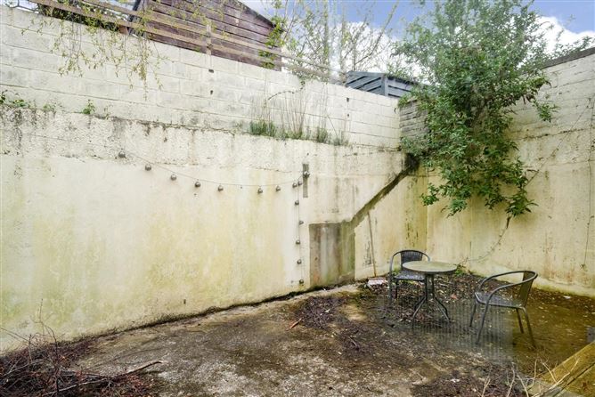 Photo 15 of 36 — 1A & 1B Olivemount Terrace, Dundrum, Dublin 14