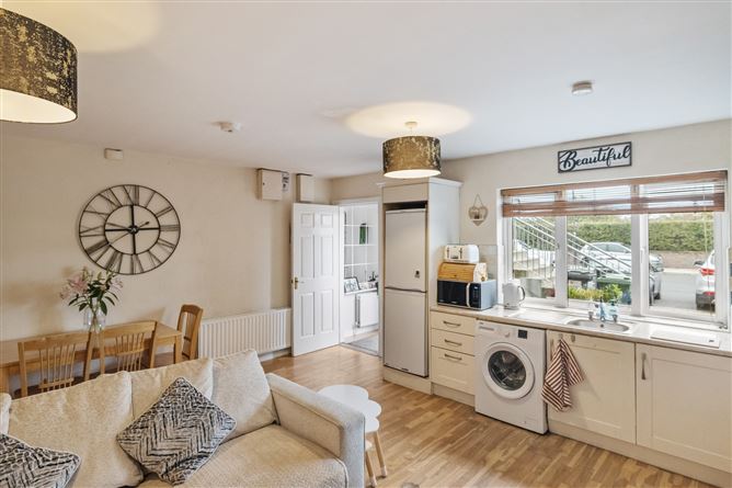 5 Cois Croinn, Saltown, Dundalk, Co. Louth