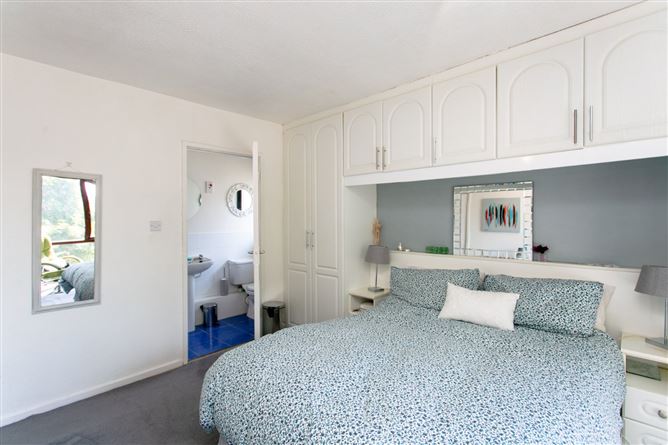 25 Stillorgan Wood, Stillorgan, Co. Dublin