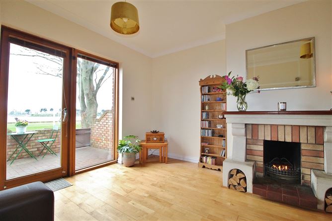 Apt, 32 Danesfort, Clontarf, Dublin 3