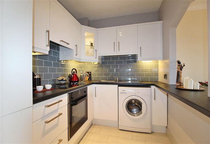 Apt, 32 Danesfort, Clontarf, Dublin 3