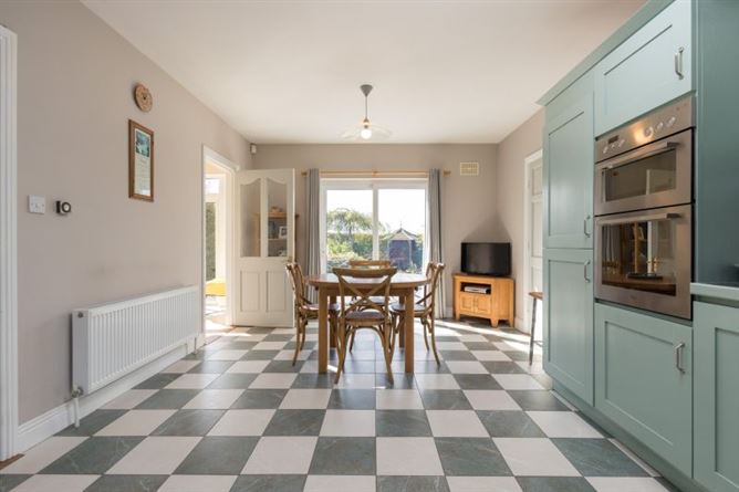 Meadow Grove, Oilgate, Wexford