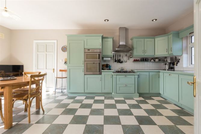 Meadow Grove, Oilgate, Wexford