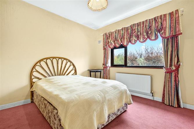 Photo 19 of 27 — Ballygawley Village, Ballygawley, Sligo