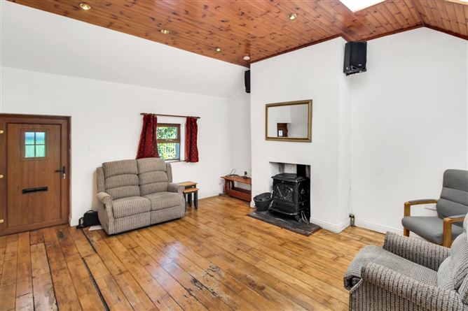 Courtneys Cottage, Bluepool Upper, Kanturk, Co. Cork