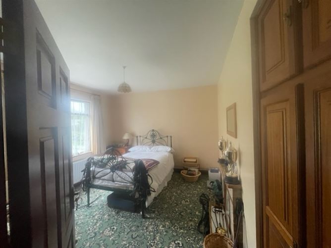Castletown/Tullycommon, Carron, Clare