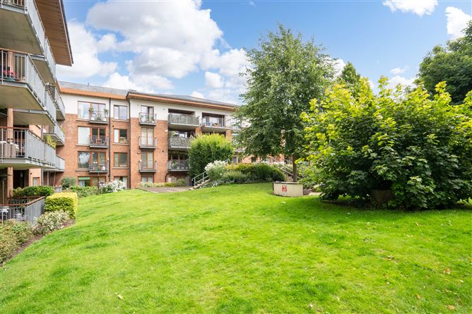 11 Kingston Hall, Harold's Grange Road, Sandyford, Dublin 18