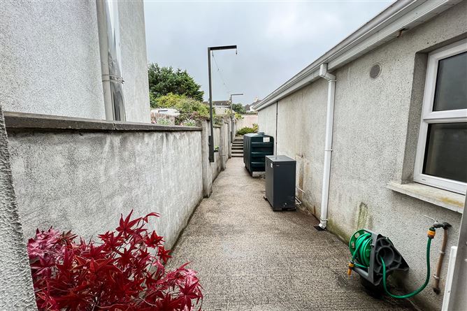 6 Fairview, Graiguenamanagh, Kilkenny