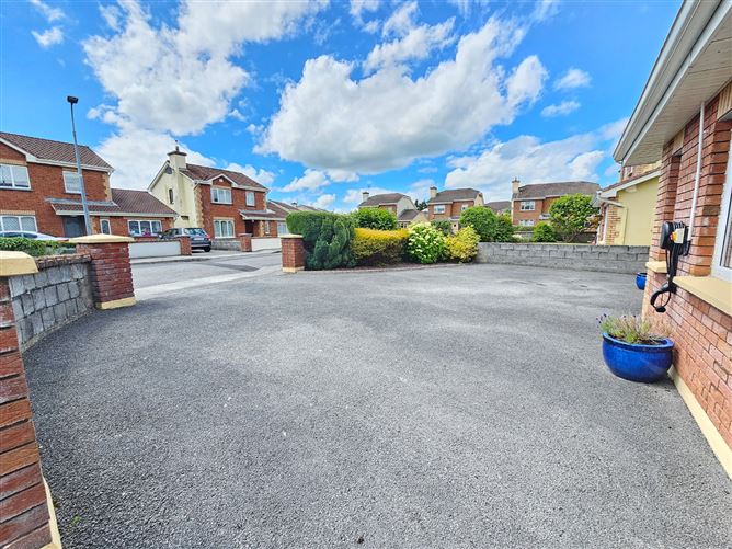 59 College Grove, Ennis, Co. Clare