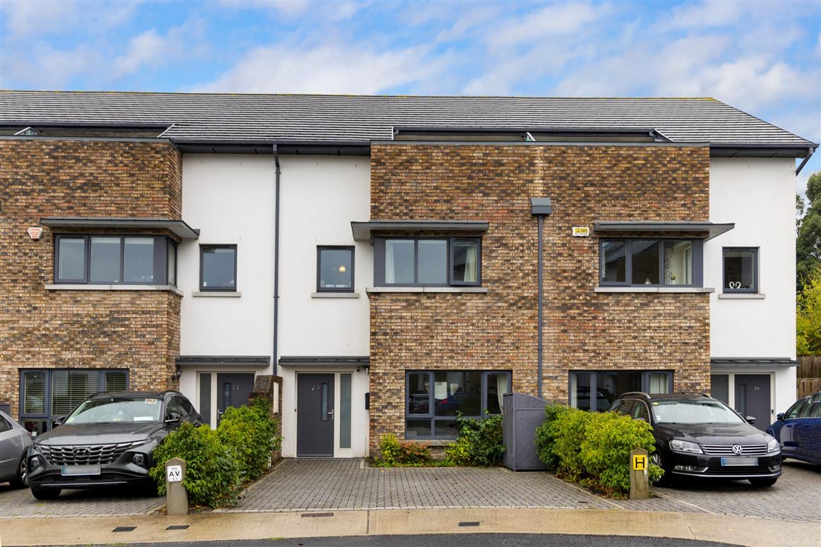 23 Woodbank, Dublin Road, Shankill, D18