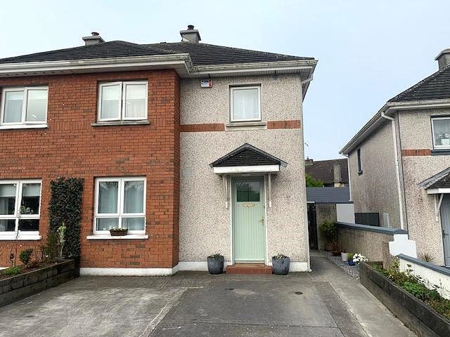 No. 18 Rian Luachra, Ballybane, Galway City