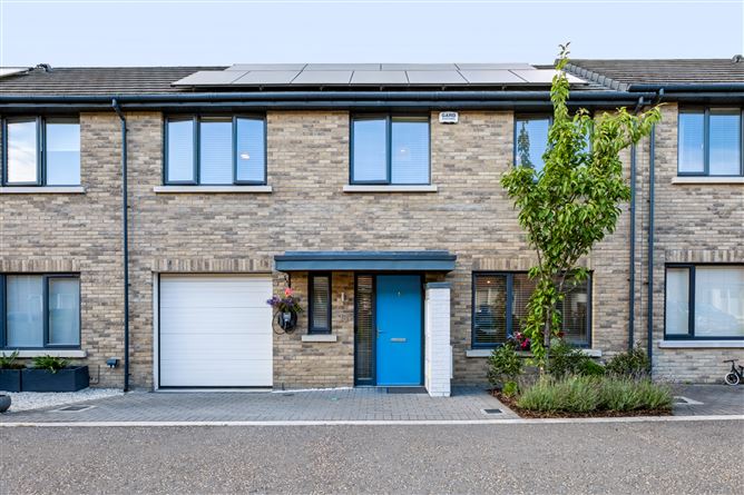 https://photos-a.propertyimages.ie/media/5/7/5/5022575/53aea2ce-2a22-47e1-b4f0-d2f25e188f20_l.jpg