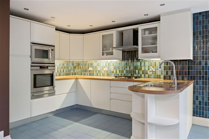 17 Oaklands Drive, Rathgar, Dublin 6