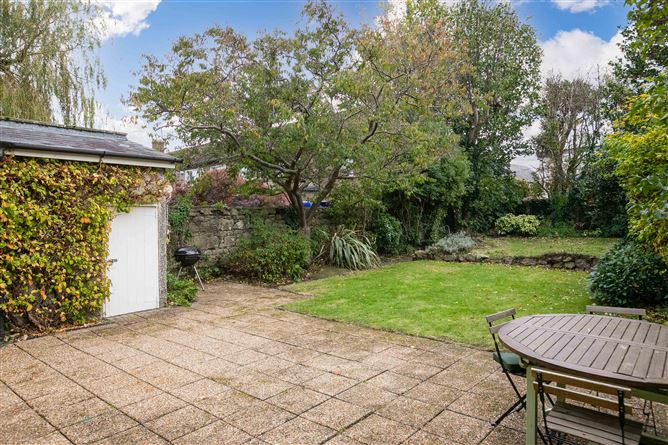 17 Oaklands Drive, Rathgar, Dublin 6