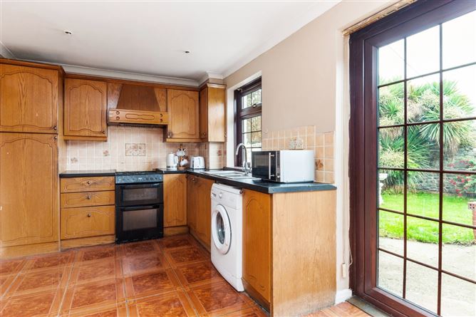 94 Rutland Grove, Crumlin, Dublin 12