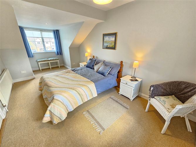 35 Iniscarrigh, Ennis, Co. Clare