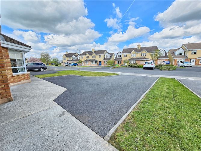 35 Iniscarrigh, Ennis, Co. Clare