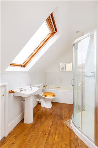 10 St Domhnach's Well, Sutton, Dublin 13