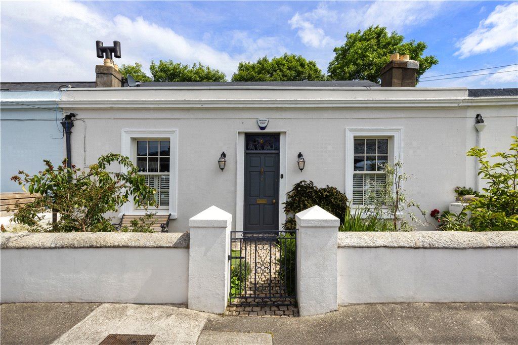 6 Sydney Terrace, Blackrock, Co. Dublin