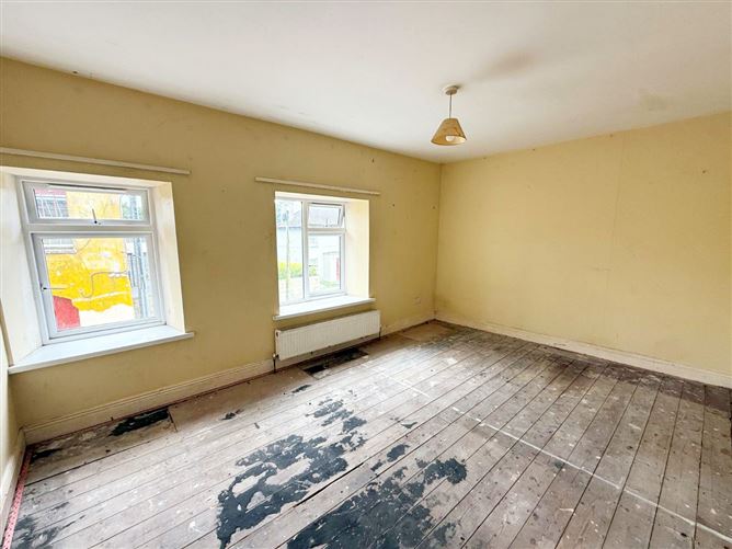 No. 3 Castle Street, Dunmanway, Cork